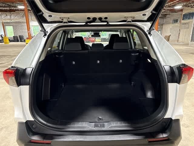 2023 Toyota RAV4 XLE 11