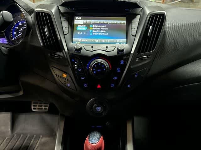 Thumbnail: 2013 Hyundai Veloster - 20