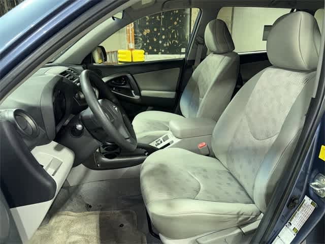 Thumbnail: 2011 Toyota RAV4 - 15