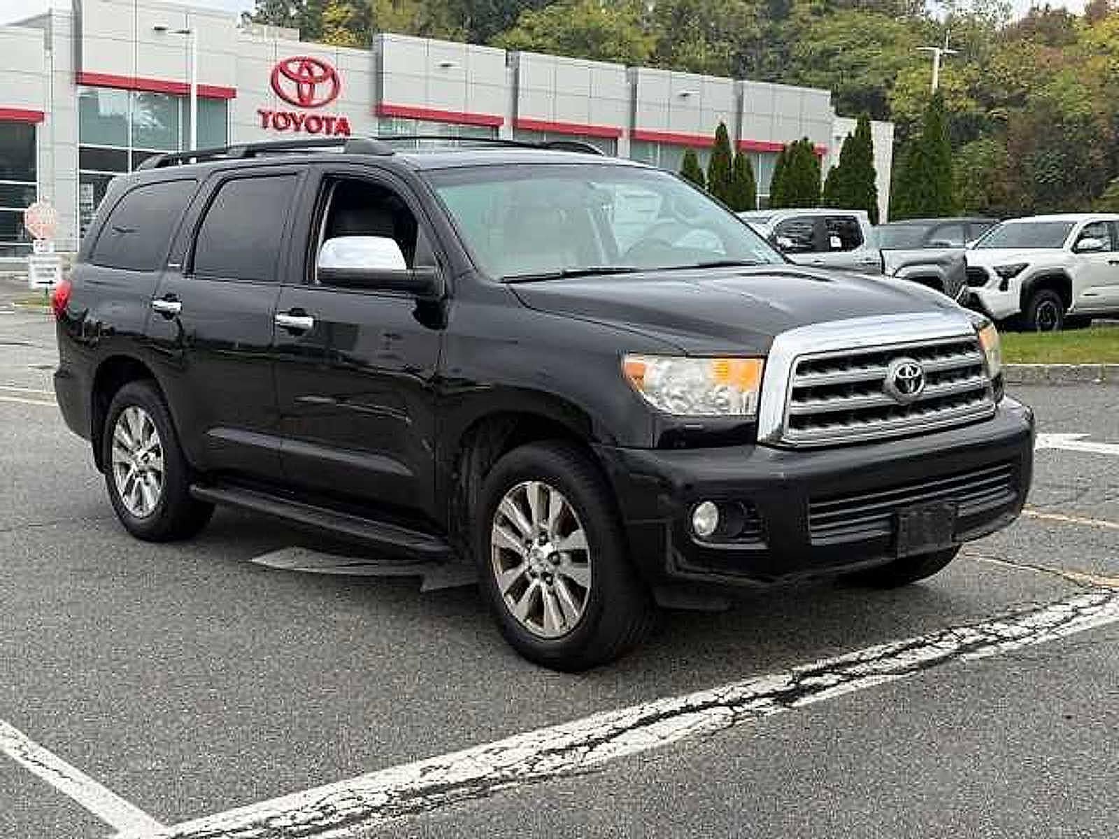 Thumbnail: 2010 Toyota Sequoia - 2