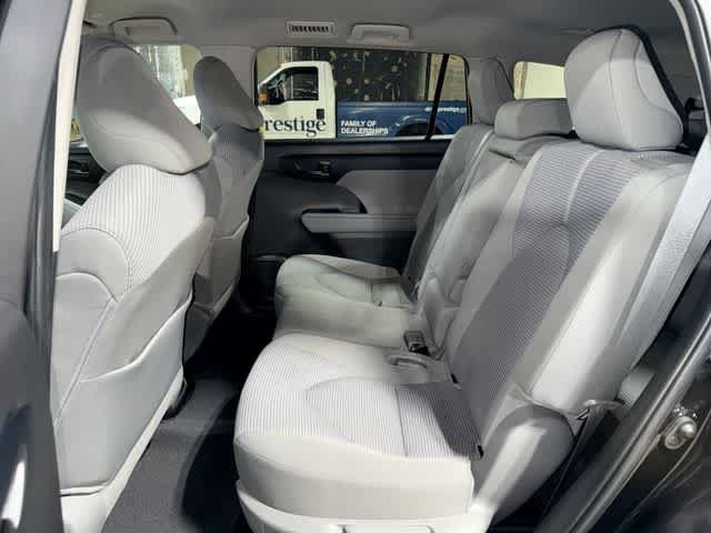 Thumbnail: 2024 Toyota Highlander - 17