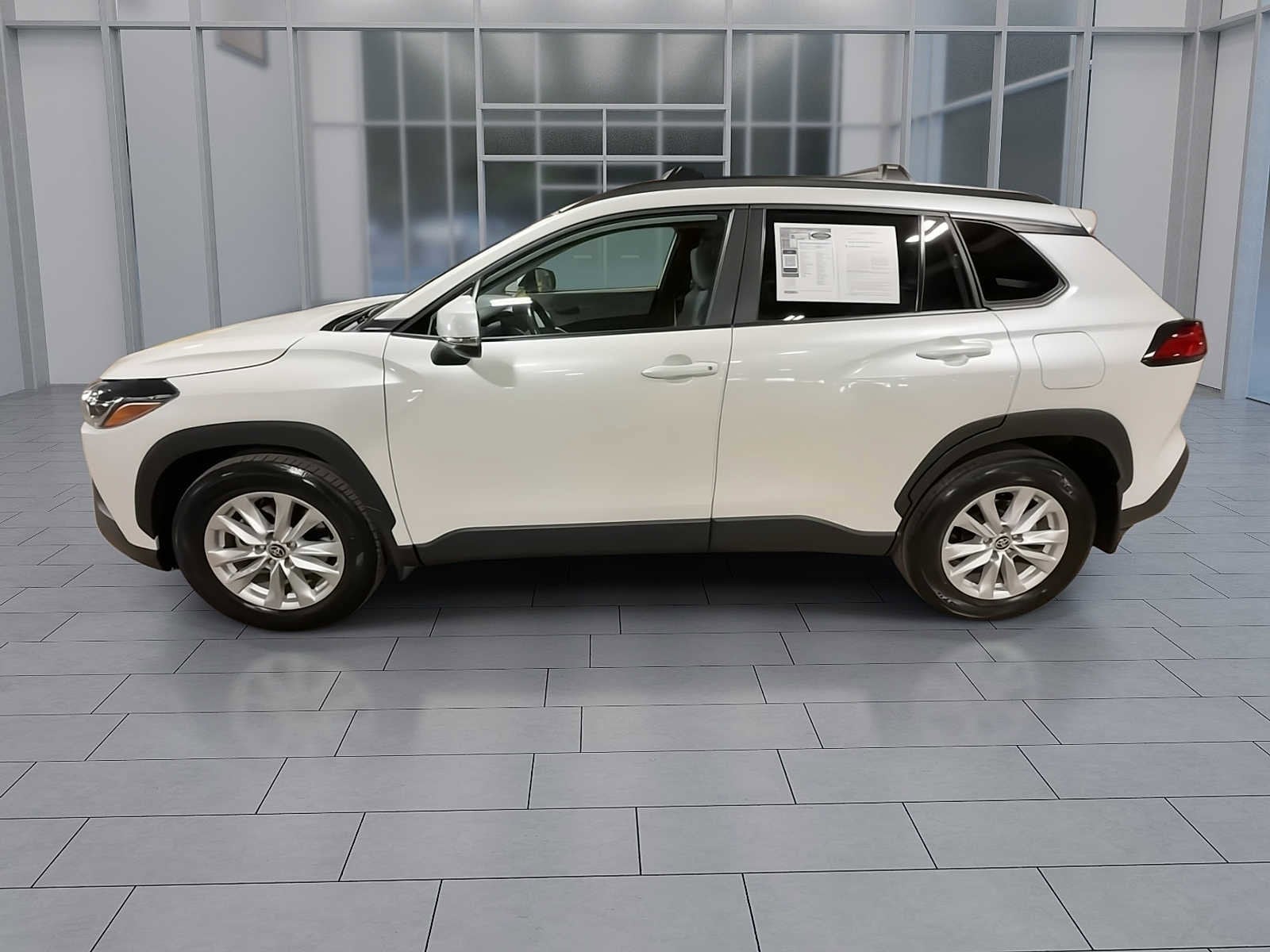 Thumbnail: 2023 Toyota Corolla Cross - 5