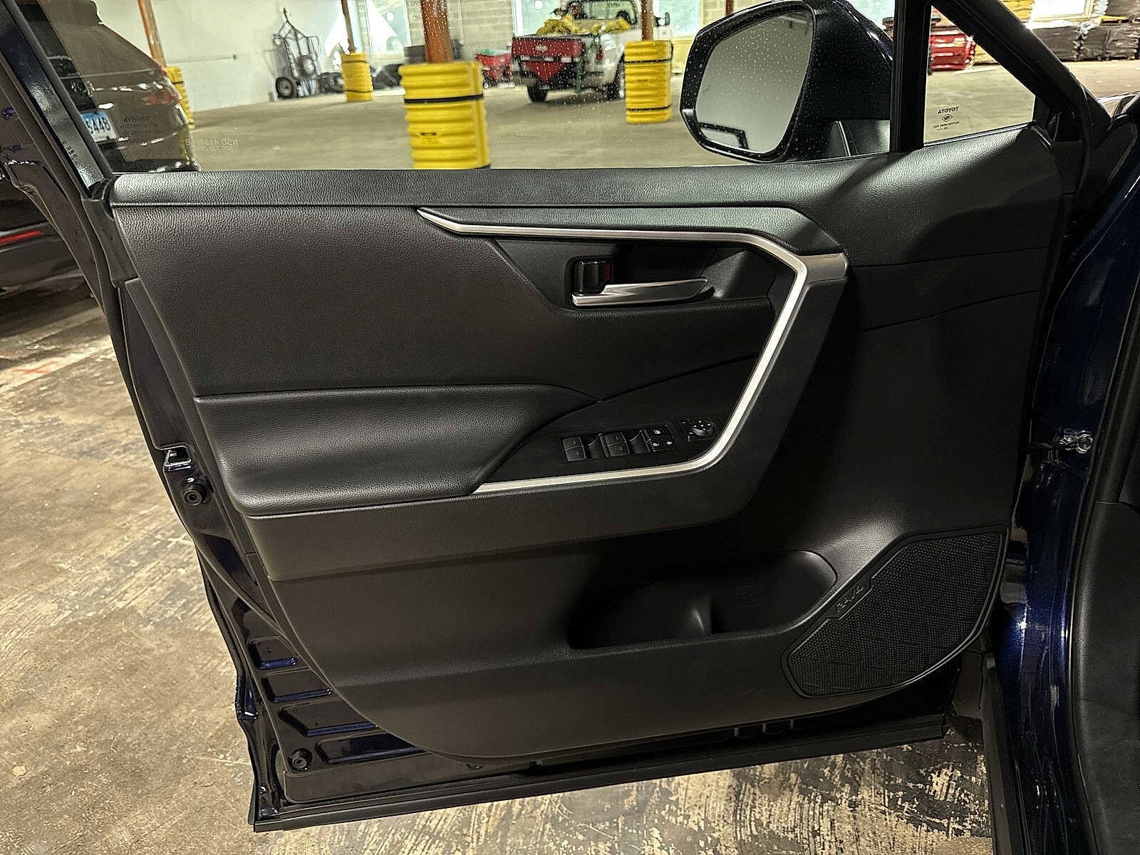 Thumbnail: 2024 Toyota RAV4 - 29