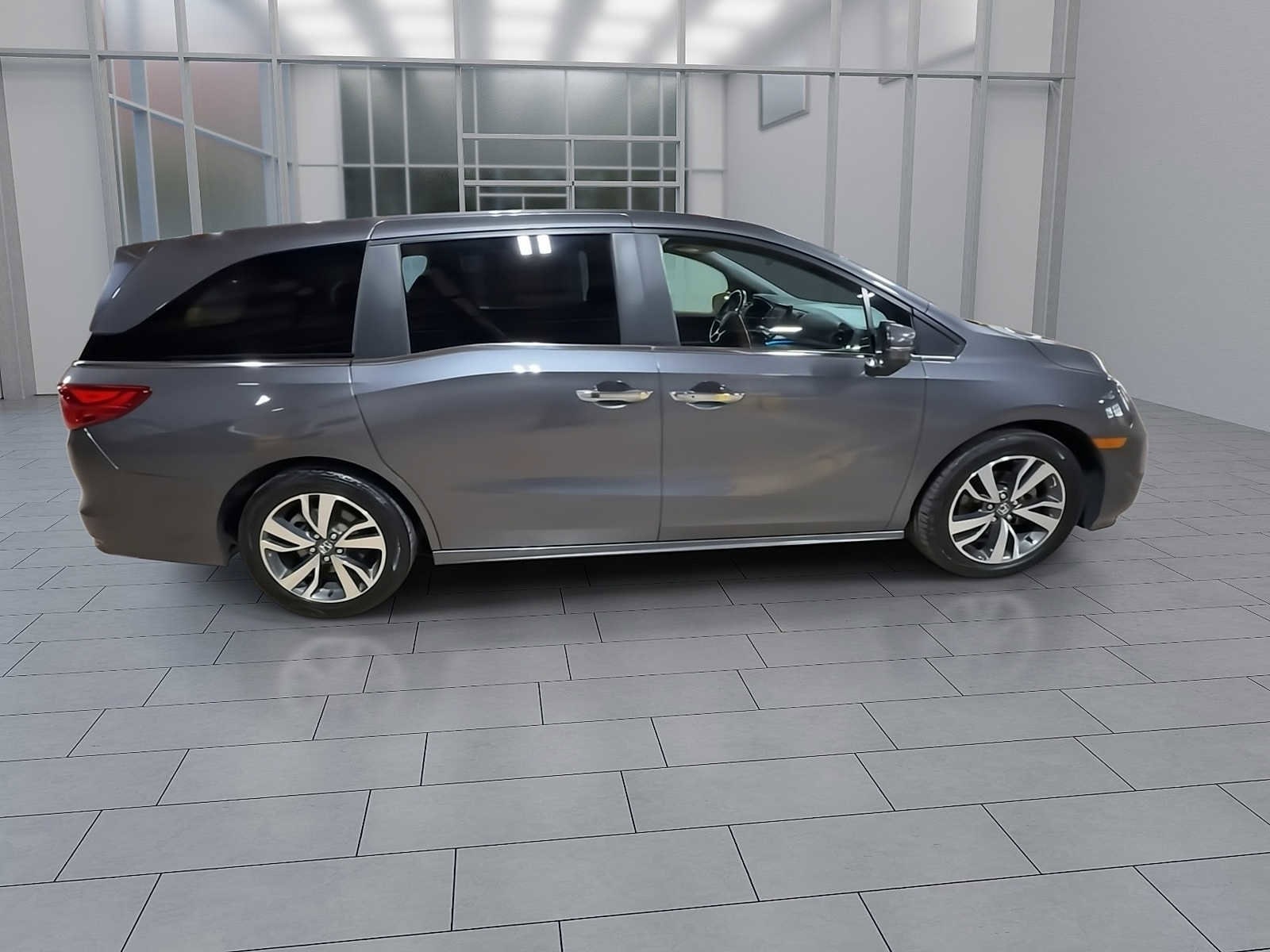 Thumbnail: 2022 Honda Odyssey - 9