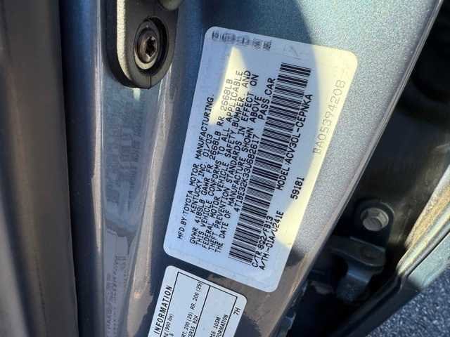 Thumbnail: 2003 Toyota Camry - 9