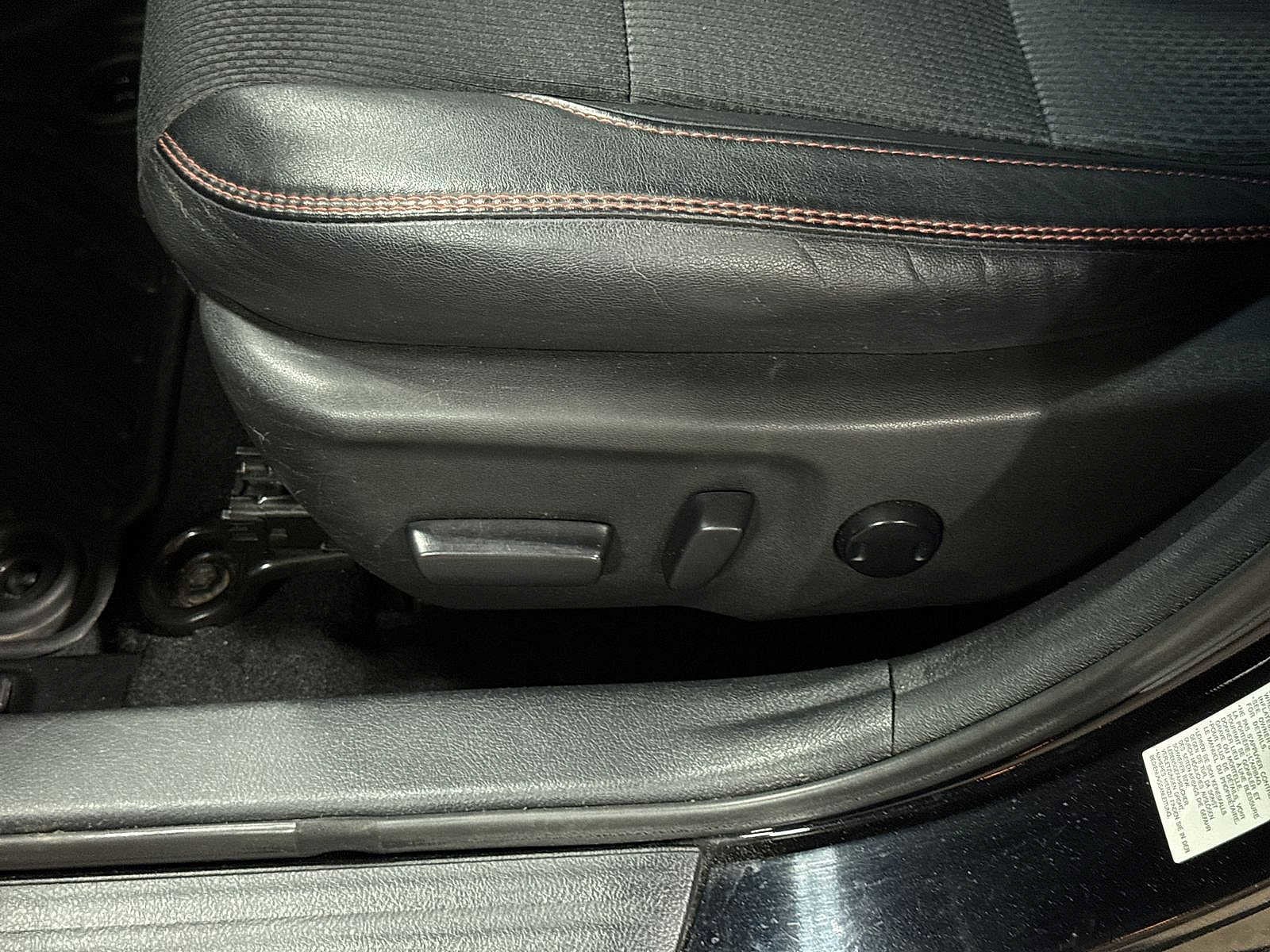 Thumbnail: 2016 Toyota Camry - 22