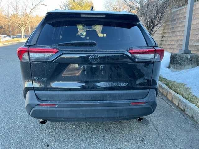 Thumbnail: 2021 Toyota RAV4 - 5