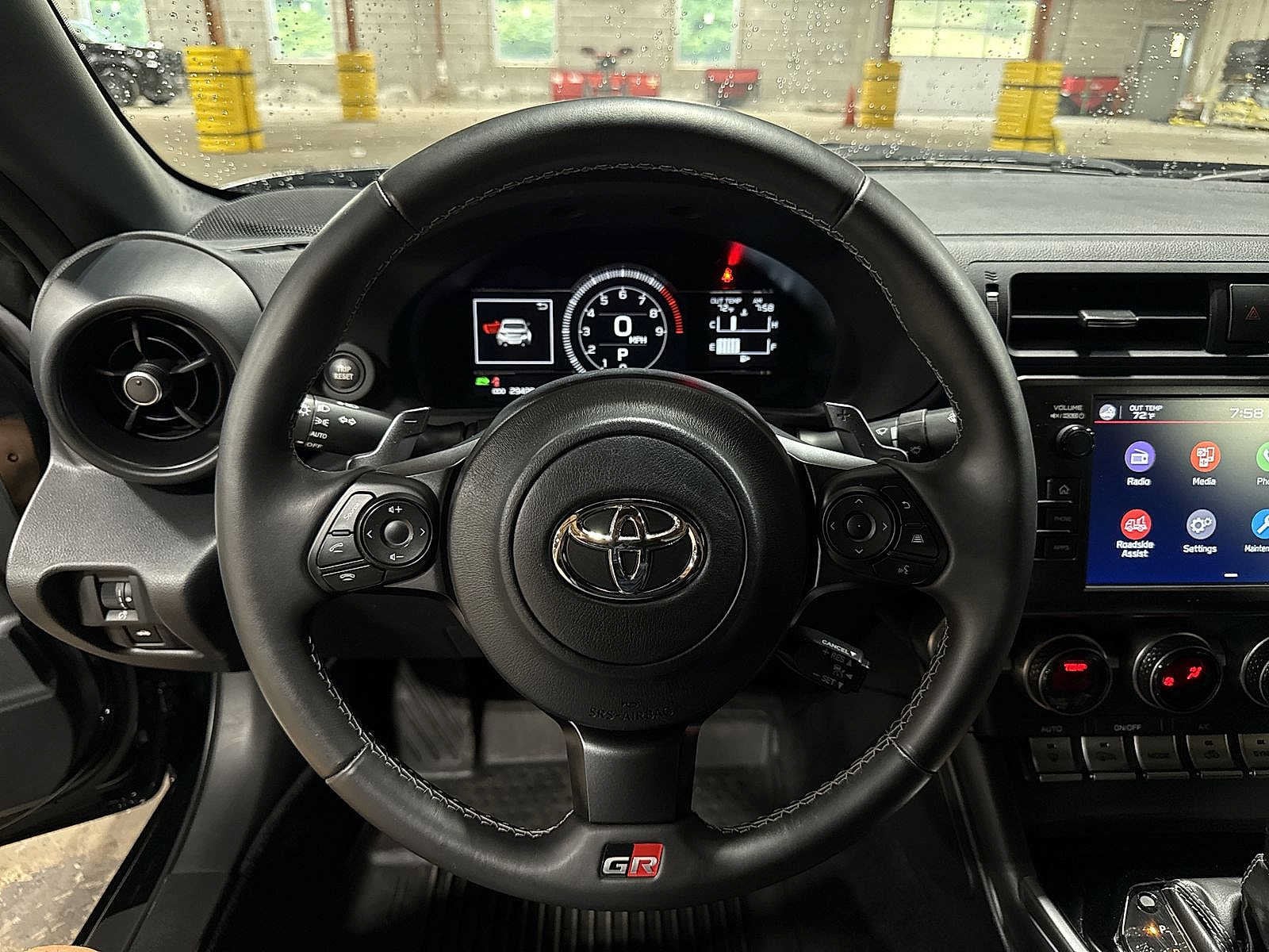 Thumbnail: 2023 Toyota GR86 - 17