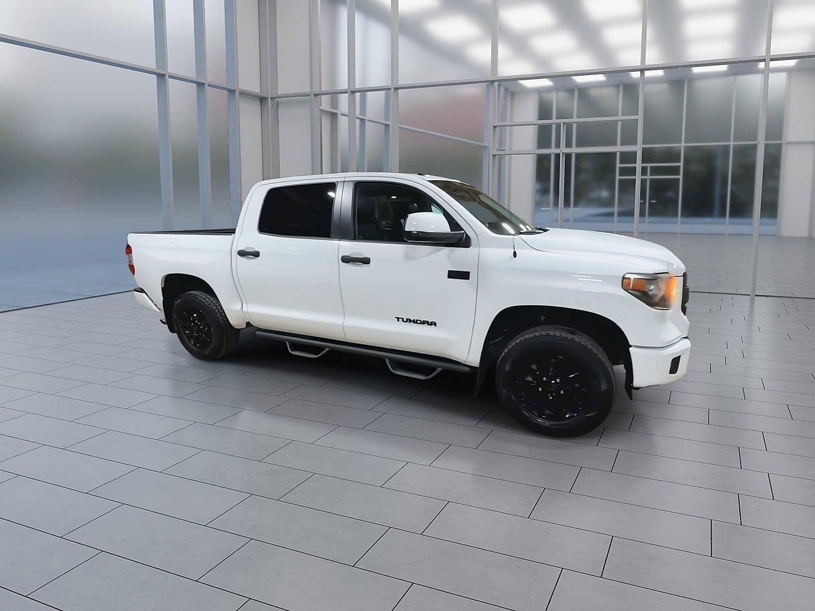 Thumbnail: 2016 Toyota Tundra - 2