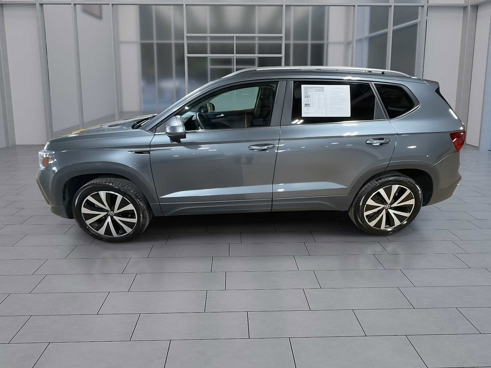 Thumbnail: 2022 Volkswagen Taos - 5