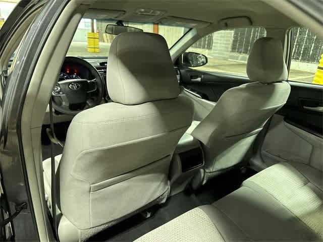 Thumbnail: 2014 Toyota Camry - 28