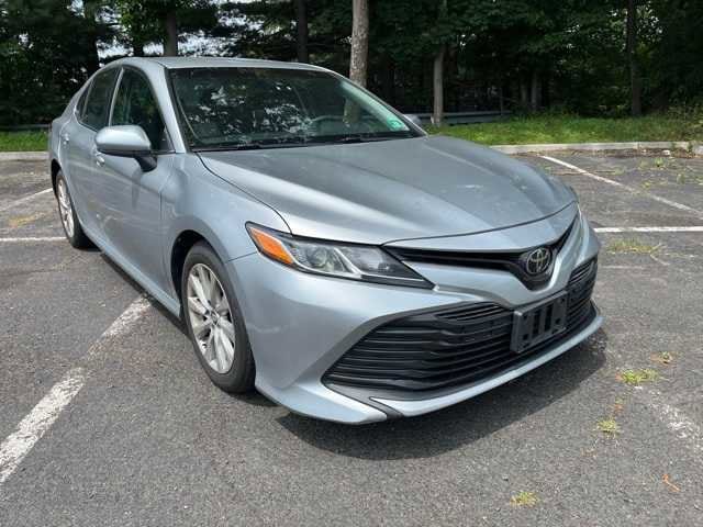 Thumbnail: 2018 Toyota Camry - 3