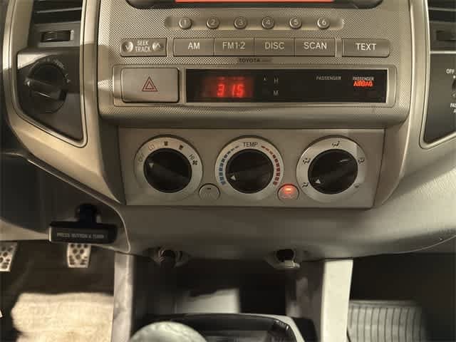 Thumbnail: 2006 Toyota Tacoma - 21
