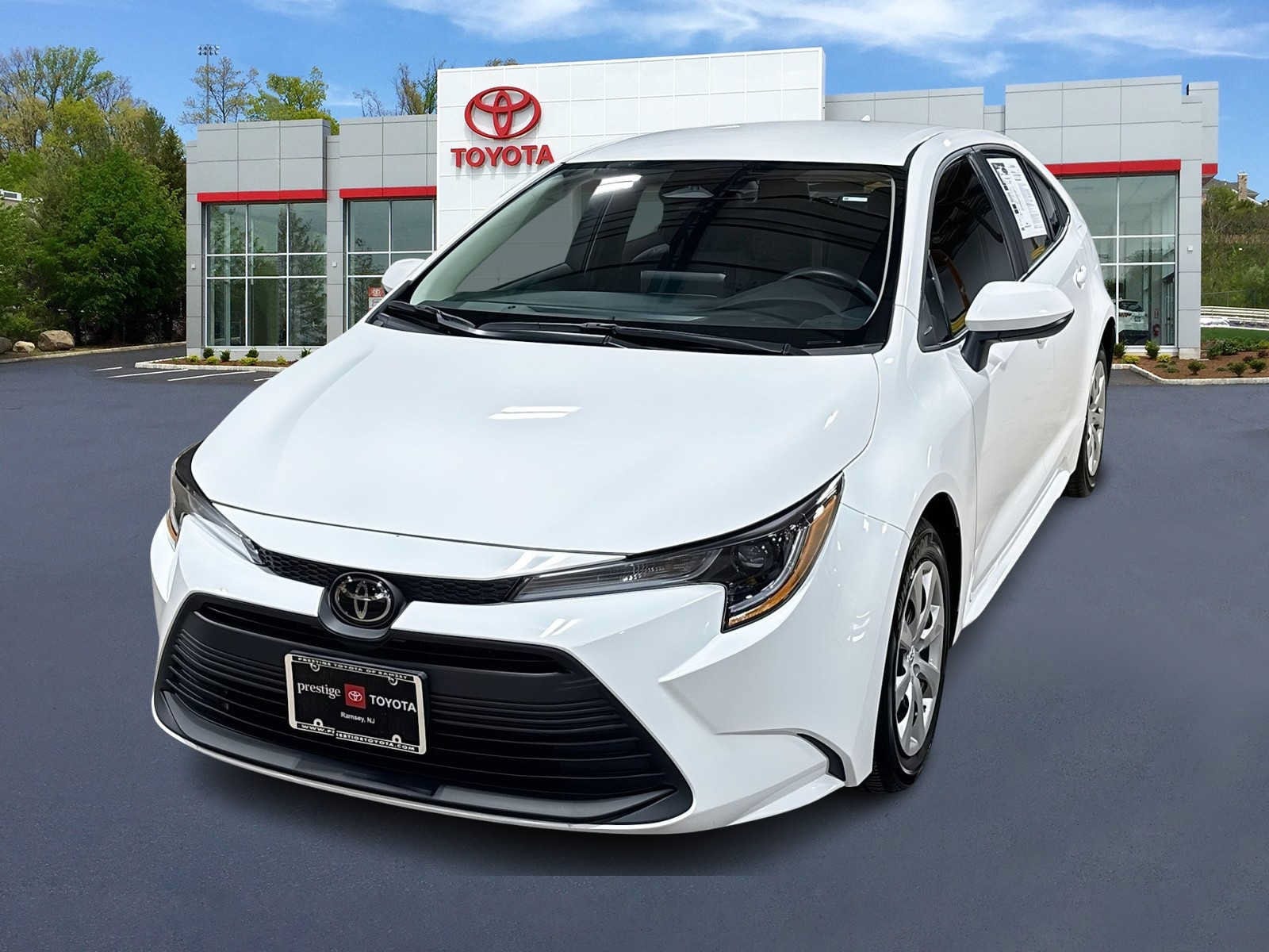 Thumbnail: 2025 Toyota Corolla - 1