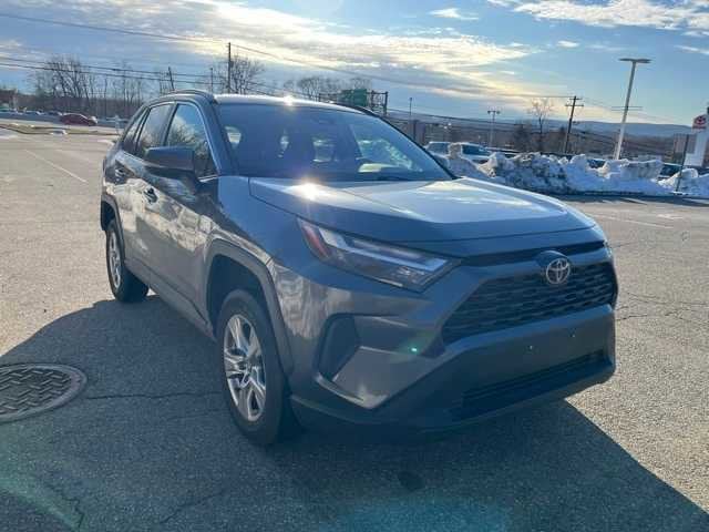 Thumbnail: 2025 Toyota RAV4 - 3