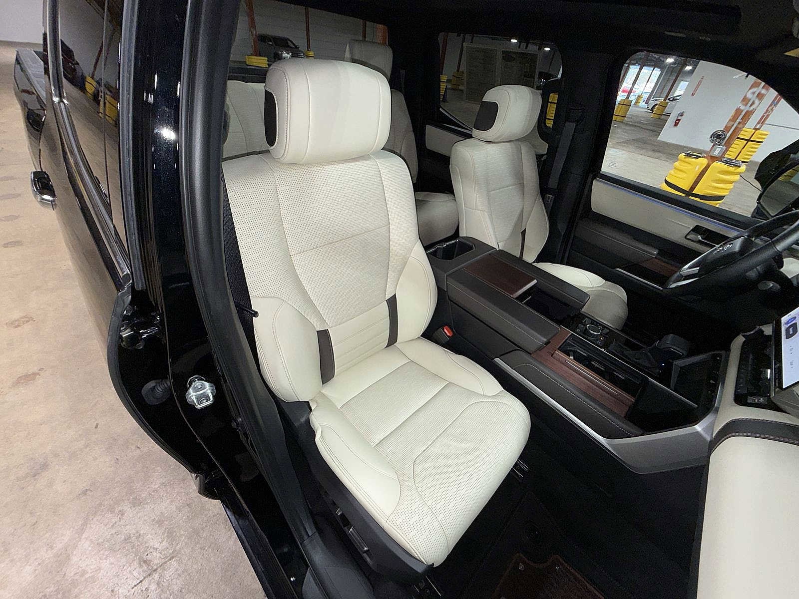 Thumbnail: 2023 Toyota Tundra - 16