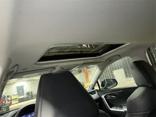 Thumbnail: 2023 Toyota RAV4 - 24