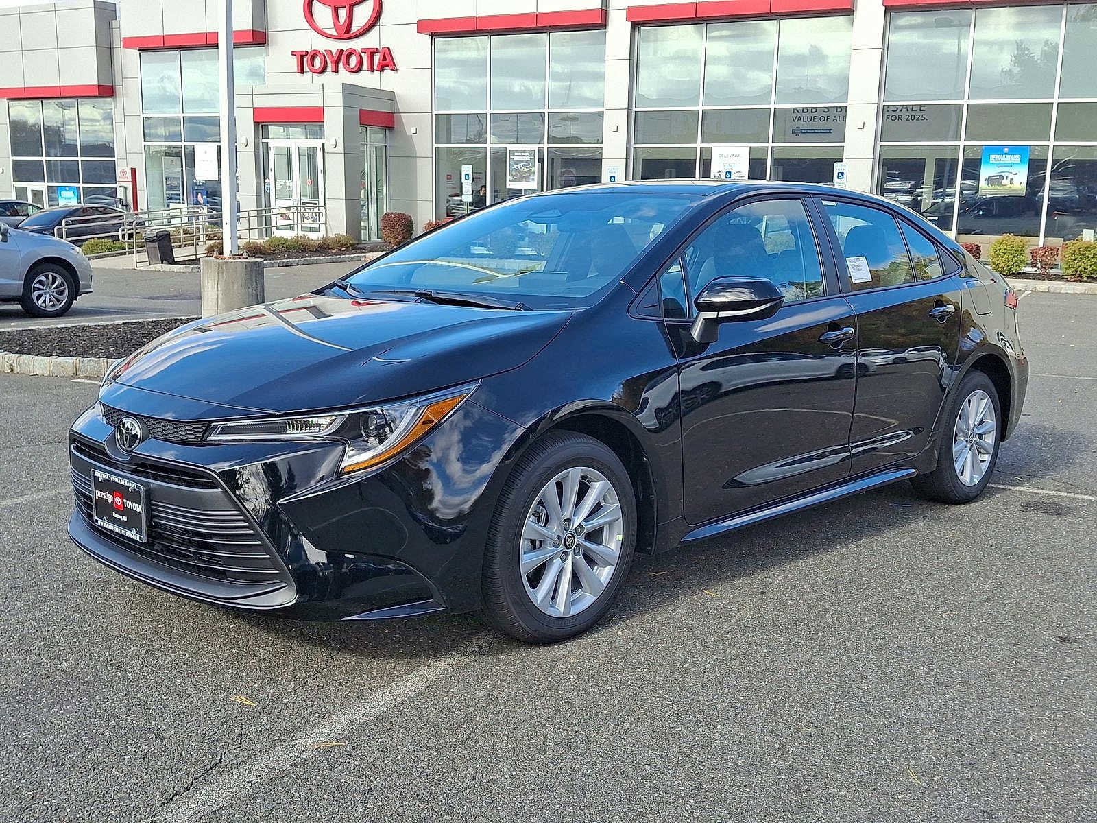 Thumbnail: 2026 Toyota Corolla - 10