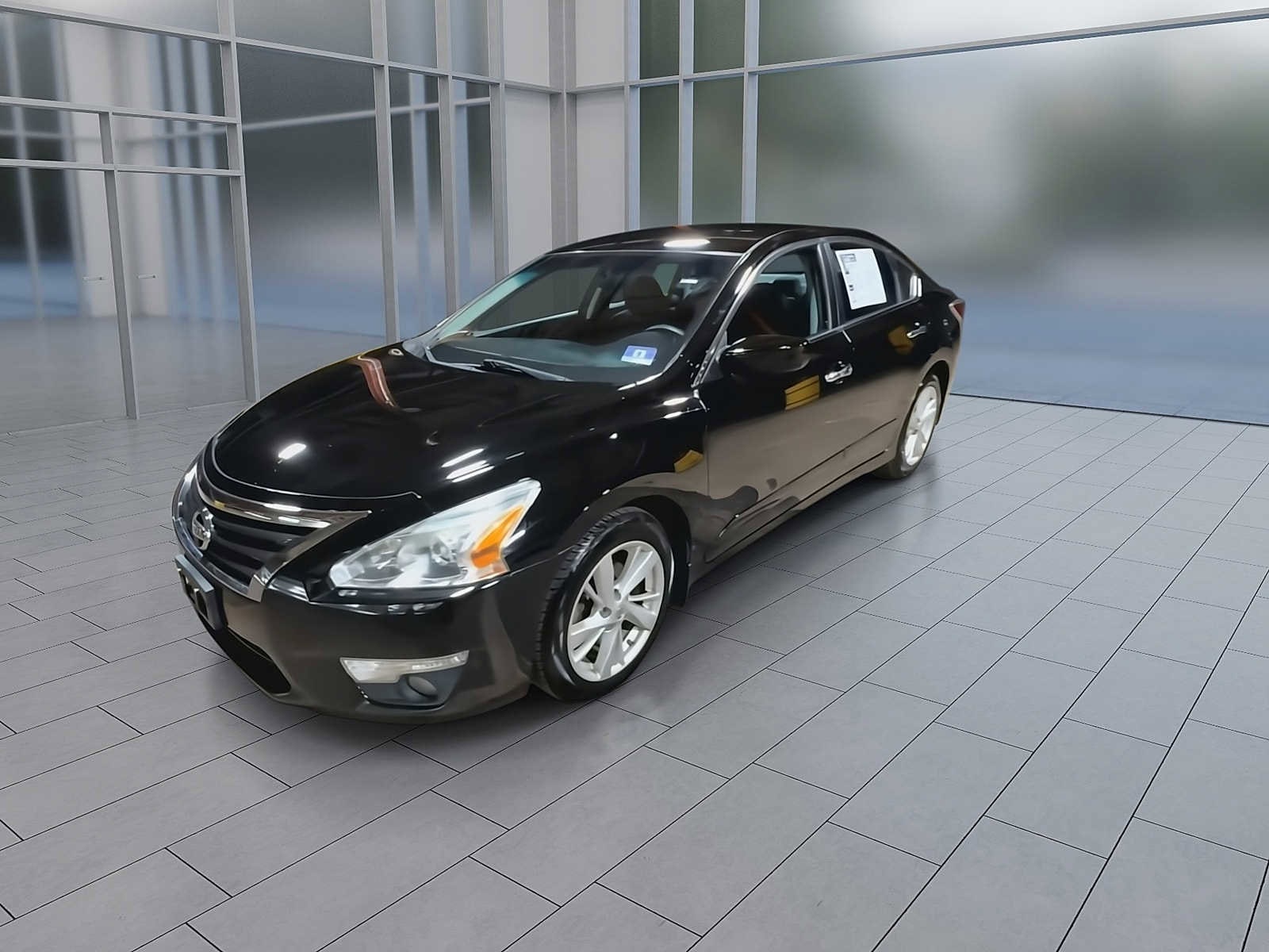 Thumbnail: 2015 Nissan Altima - 4
