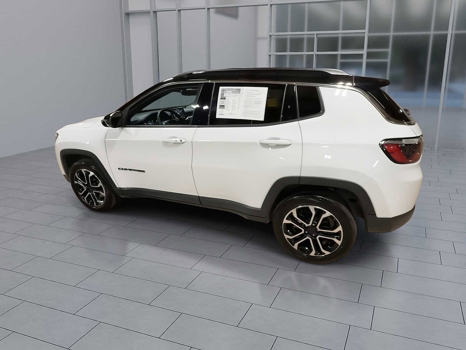Thumbnail: 2023 Jeep Compass - 6