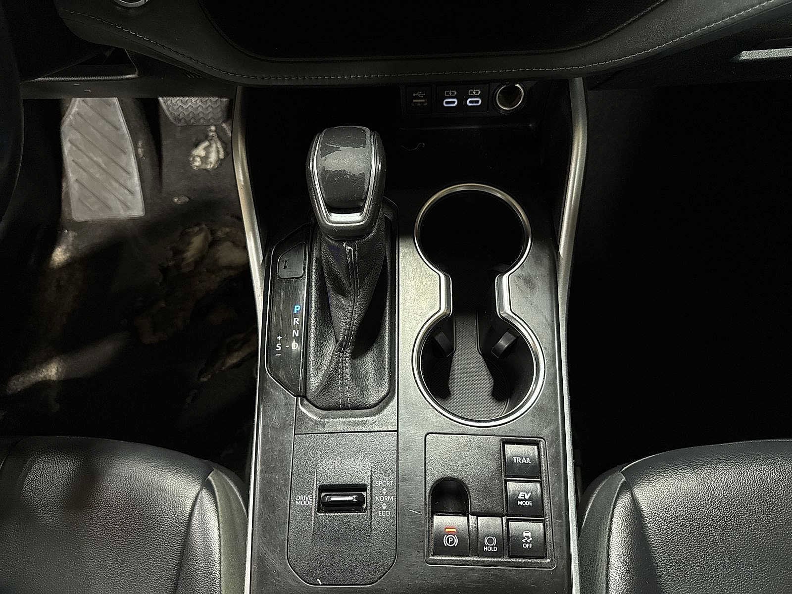 Thumbnail: 2023 Toyota Highlander - 34