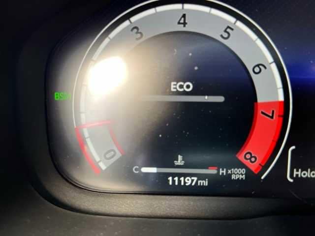 Thumbnail: 2023 Toyota RAV4 - 8