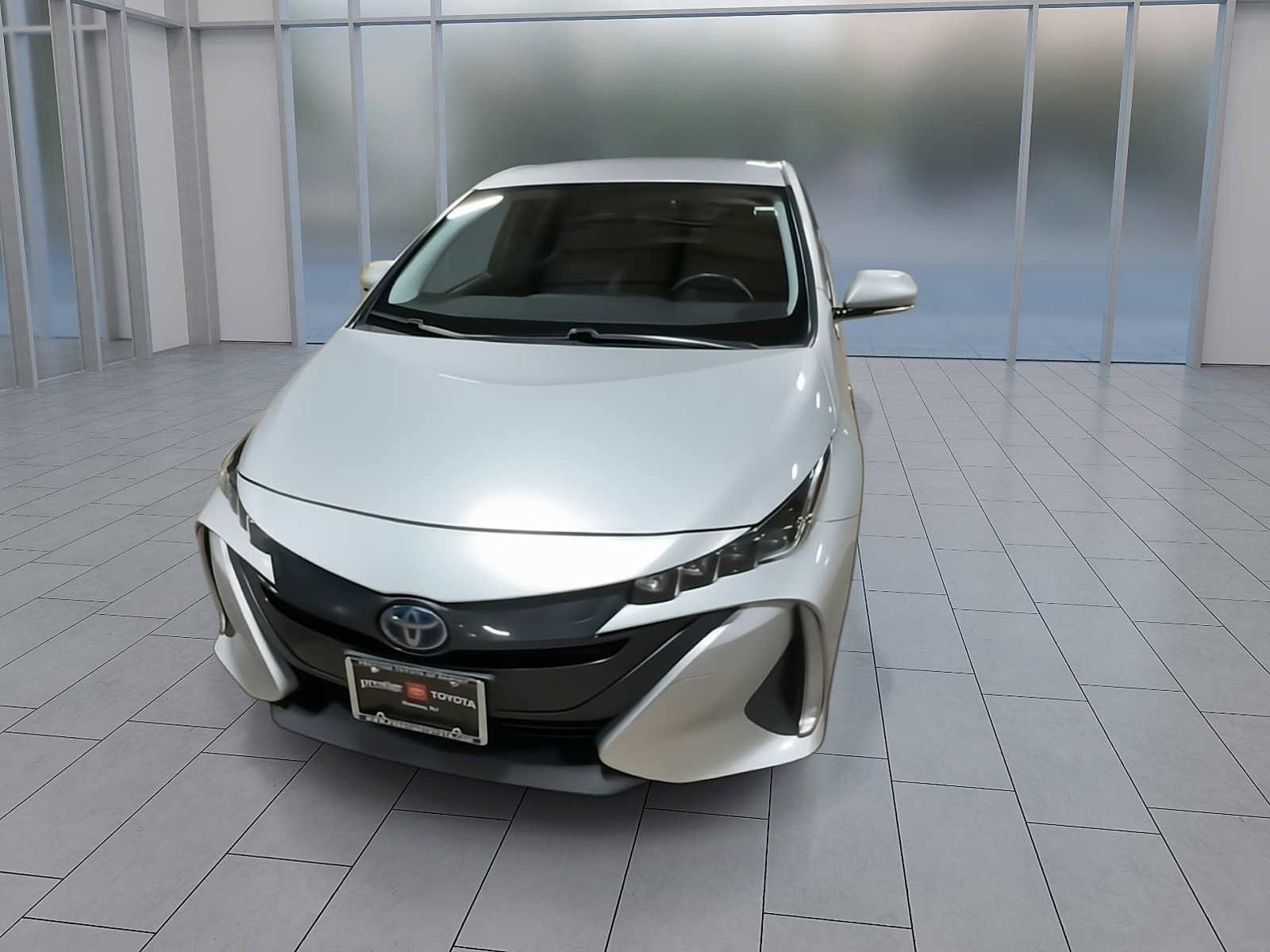 Thumbnail: 2017 Toyota Prius Prime - 3