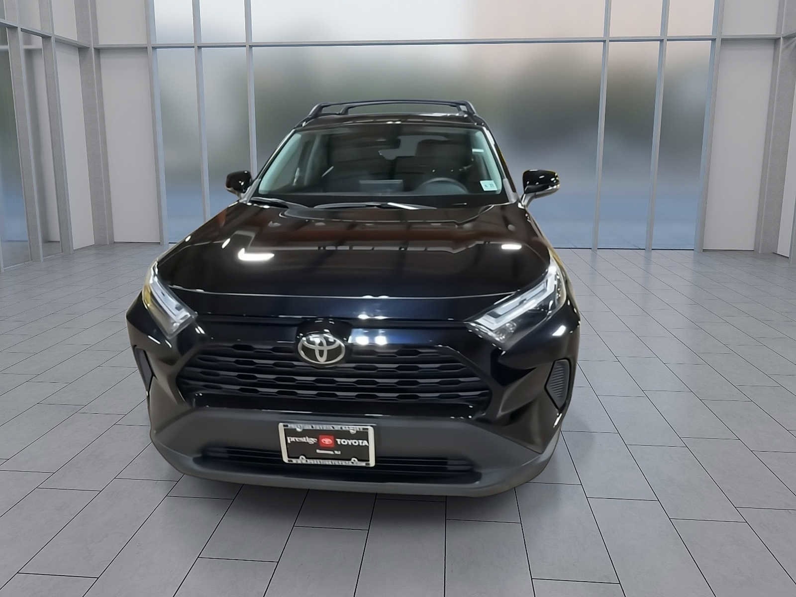 Thumbnail: 2022 Toyota RAV4 - 3