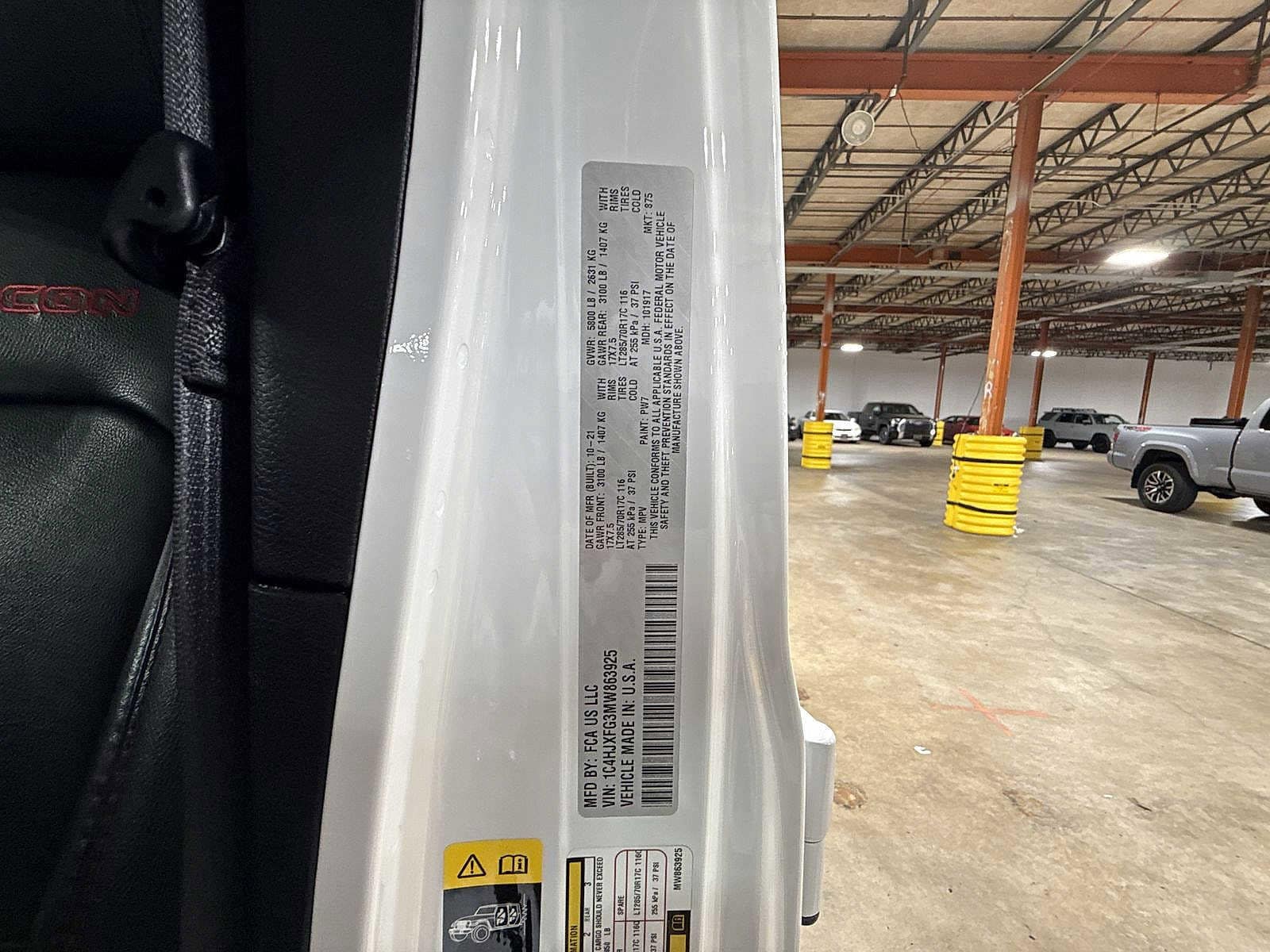 Thumbnail: 2021 Jeep Wrangler - 14