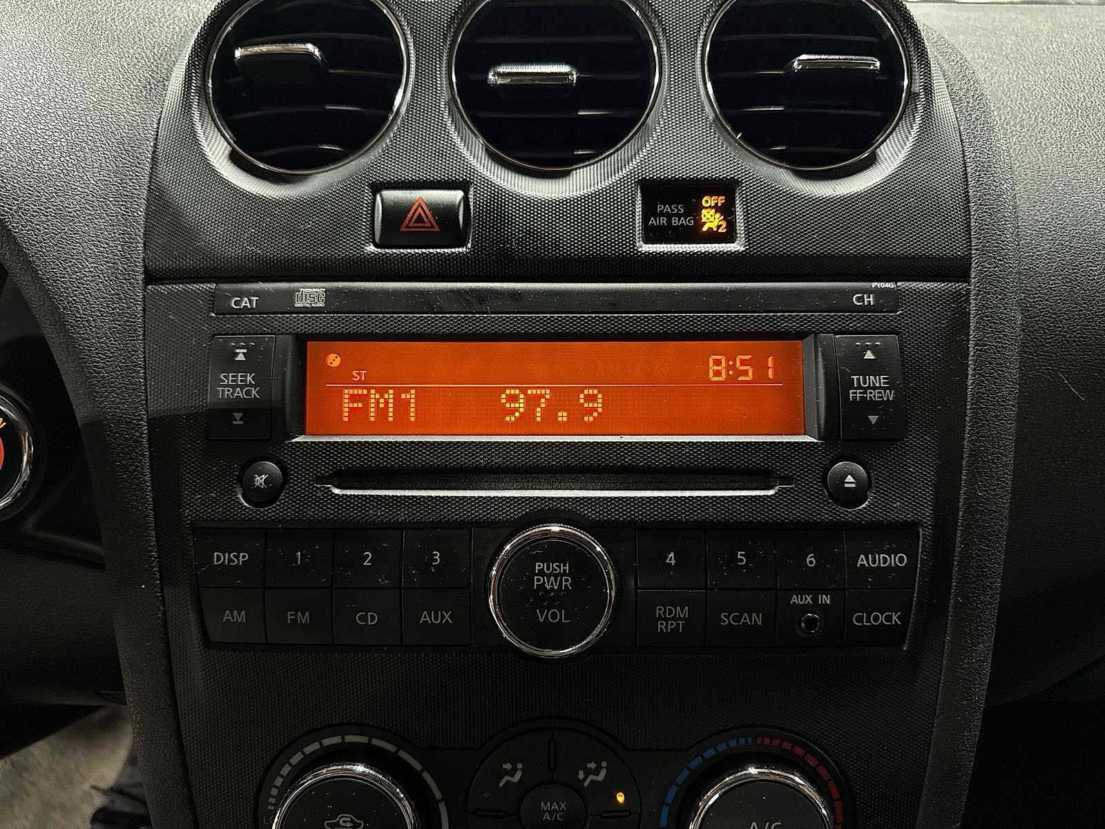 Thumbnail: 2011 Nissan Altima - 20