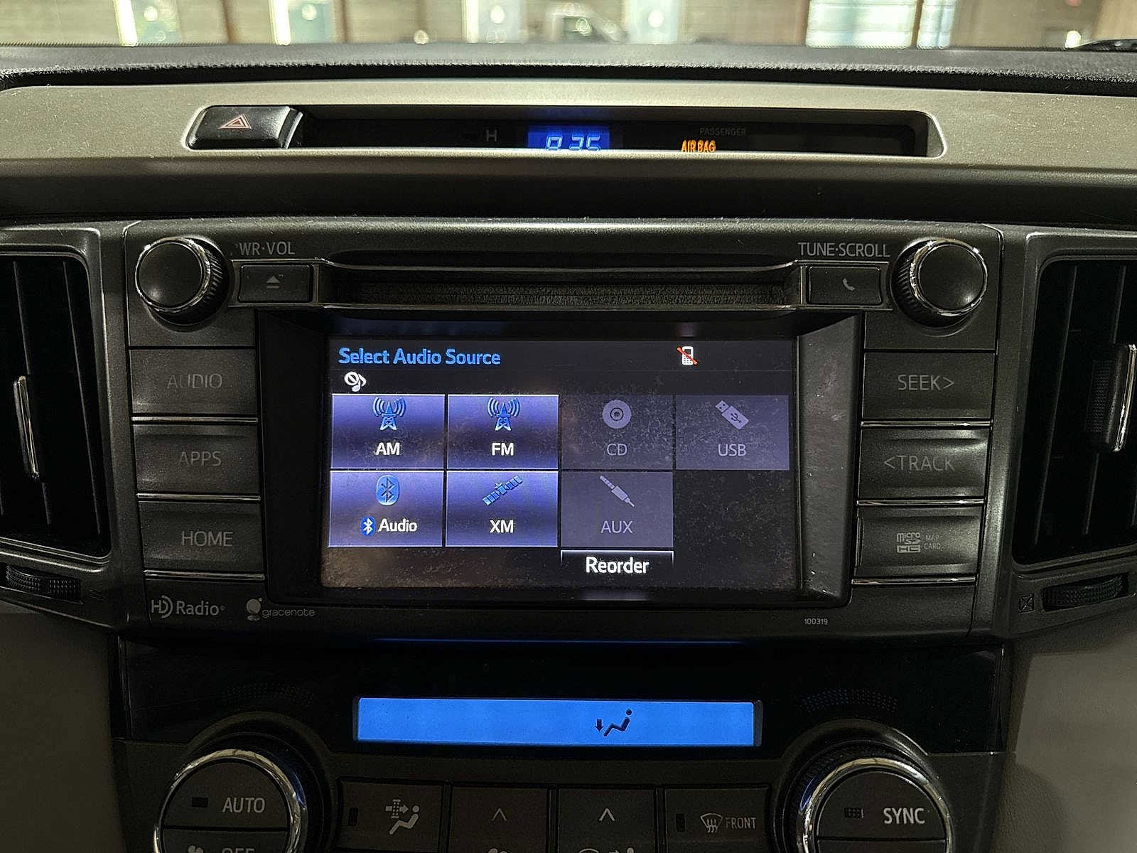 Thumbnail: 2014 Toyota RAV4 - 20