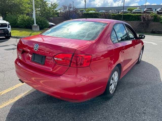 Thumbnail: 2014 Volkswagen Jetta - 4