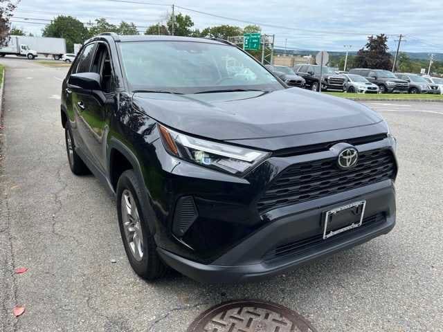 Thumbnail: 2022 Toyota RAV4 - 3