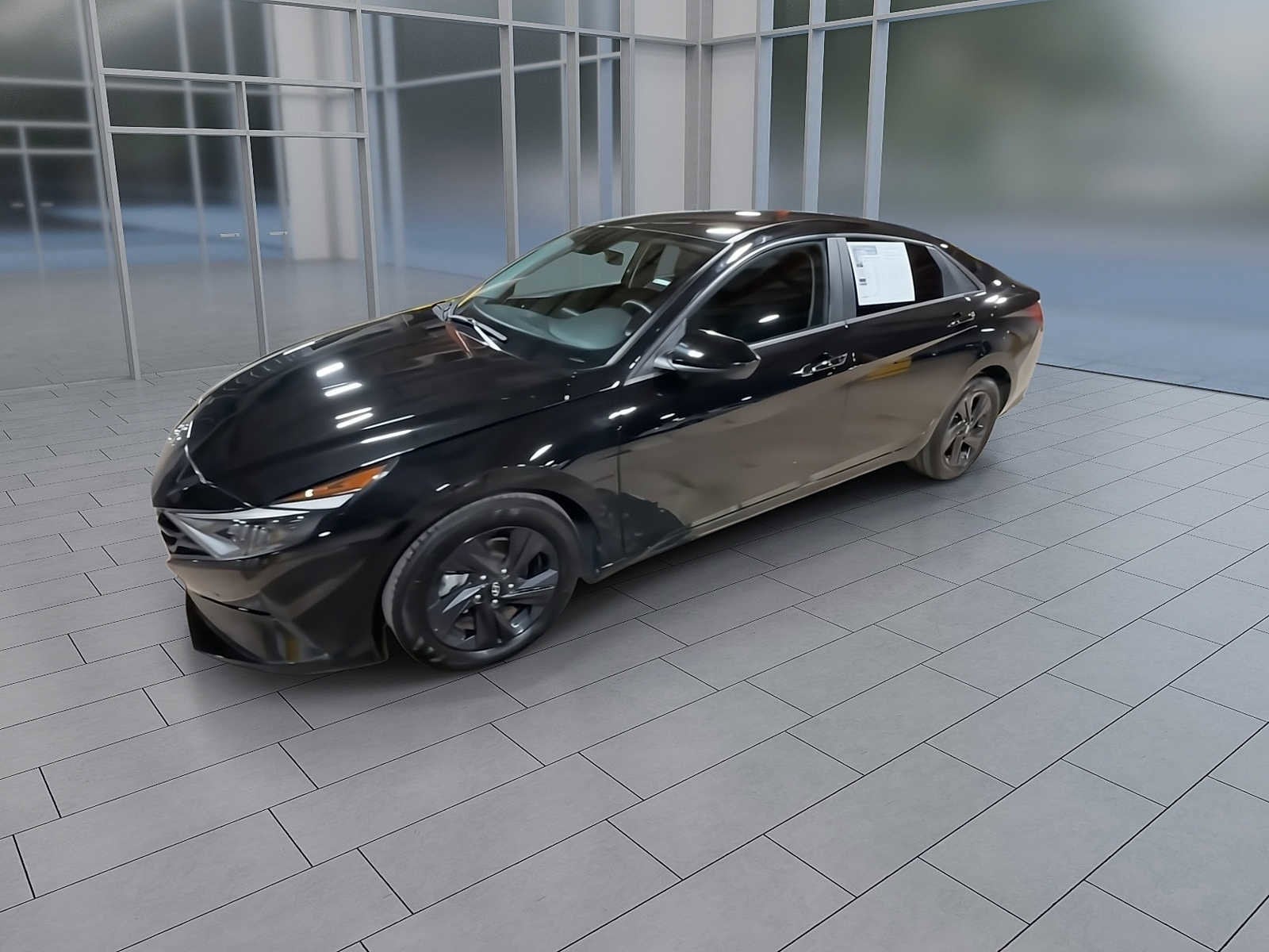 Thumbnail: 2022 Hyundai Elantra - 4