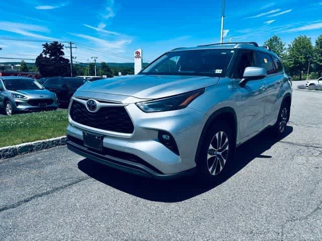 2022 Toyota Highlander XLE 4x4 V6's photo
