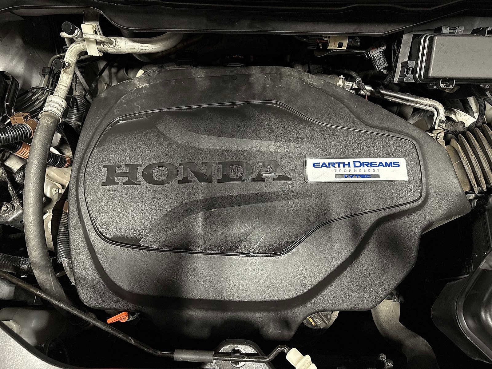 Thumbnail: 2016 Honda Pilot - 11