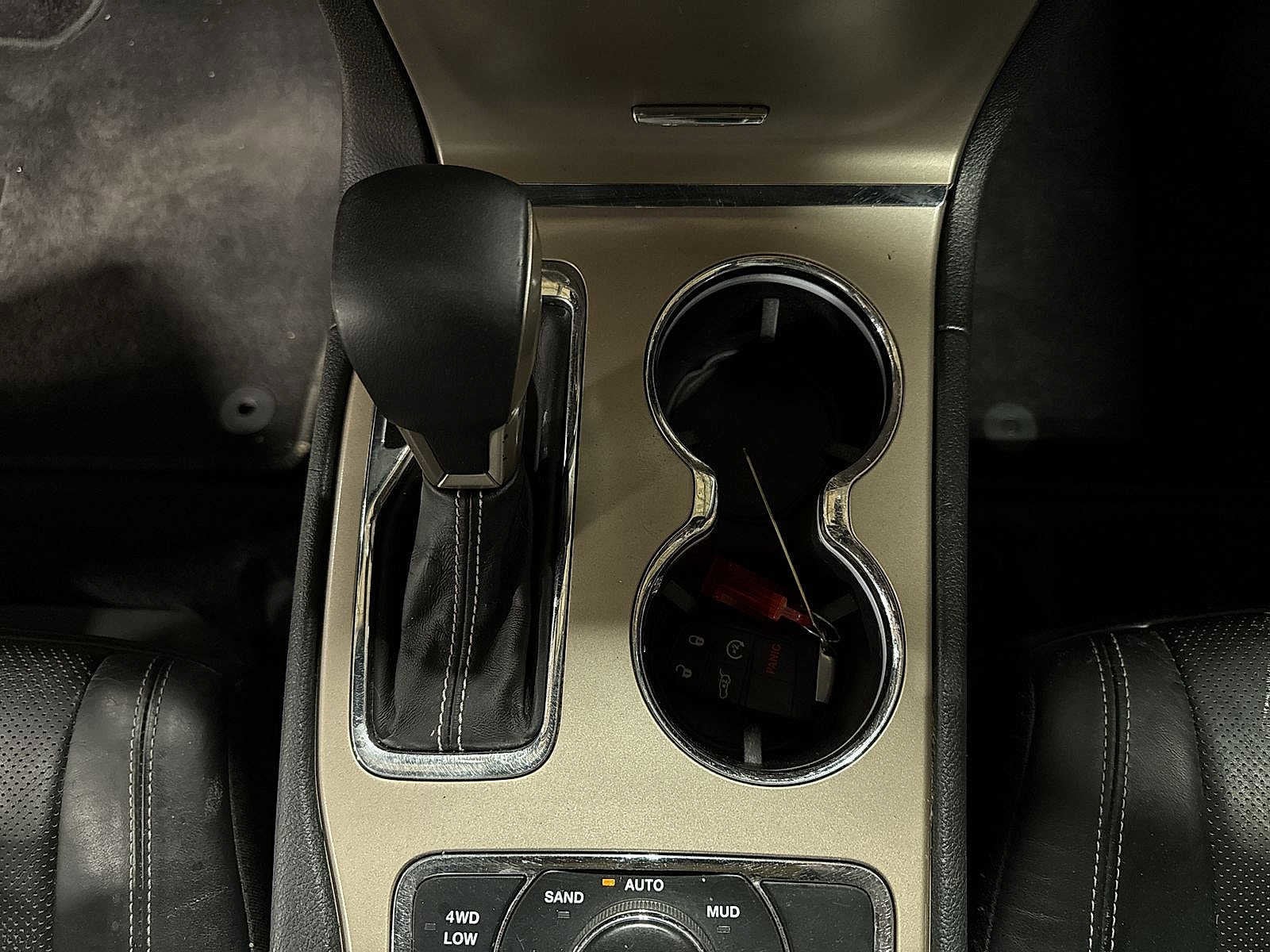 Thumbnail: 2017 Jeep Grand Cherokee - 36