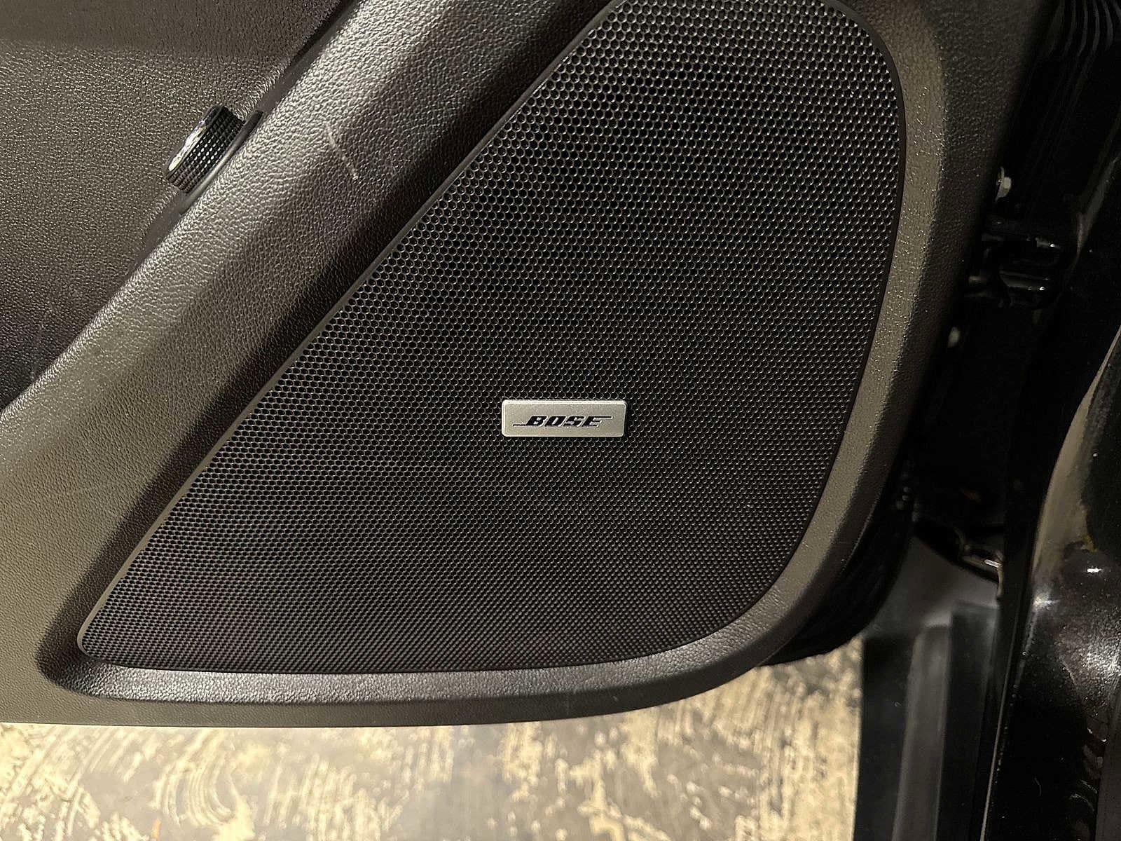 Thumbnail: 2019 Chevrolet Traverse - 31