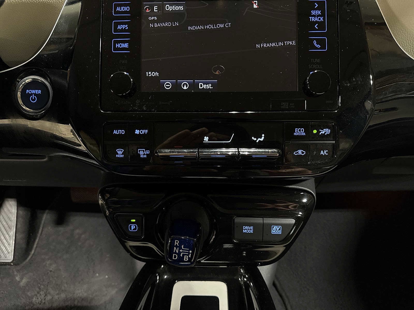 Thumbnail: 2016 Toyota Prius - 21