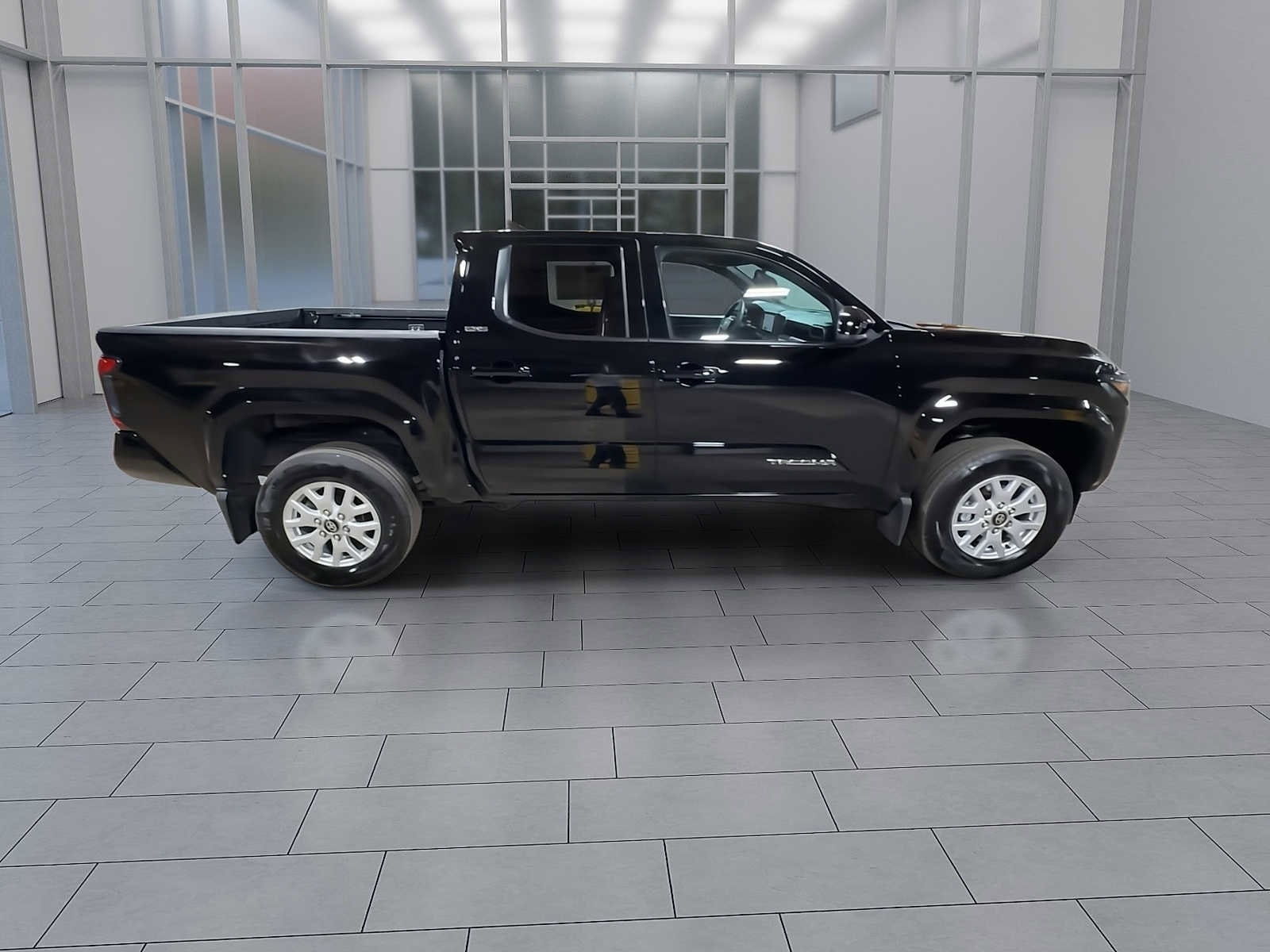 Thumbnail: 2025 Toyota Tacoma - 9