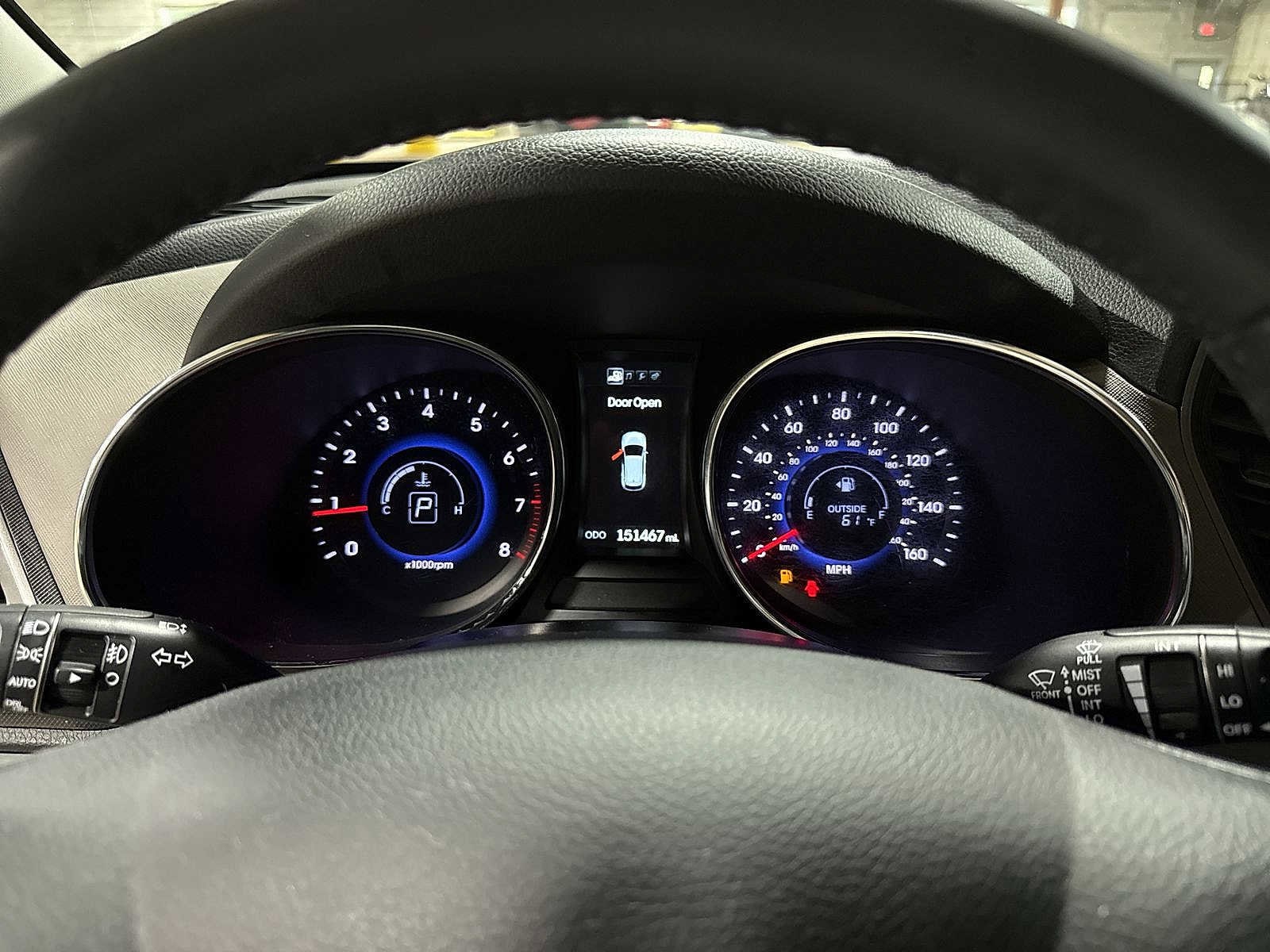 Thumbnail: 2016 Hyundai Santa Fe - 32