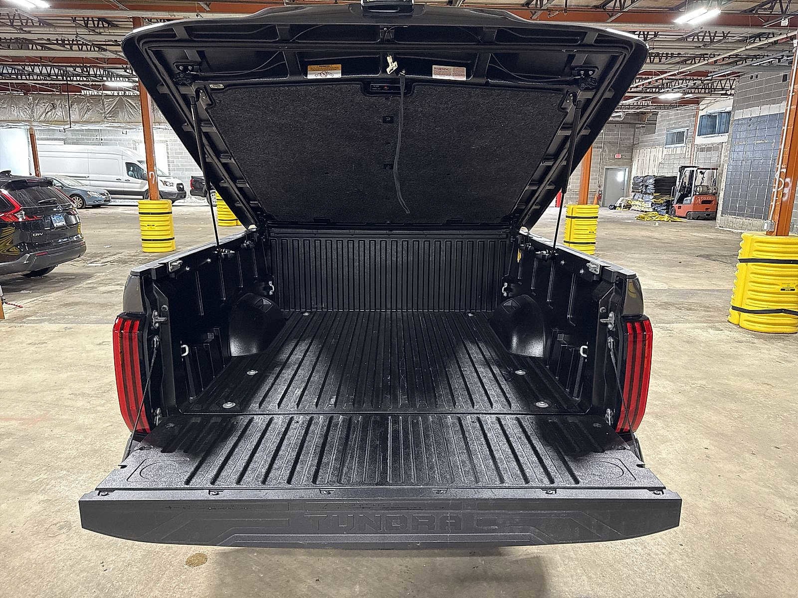 Thumbnail: 2024 Toyota Tundra - 11