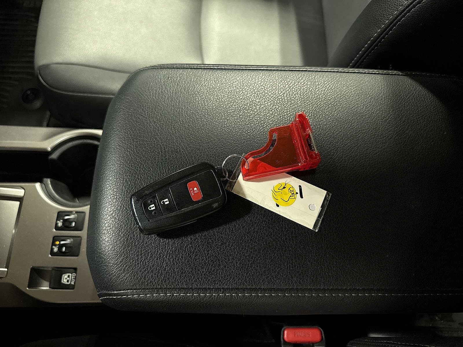 Thumbnail: 2023 Toyota 4Runner - 33