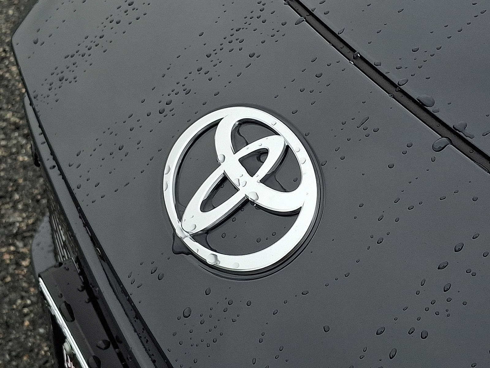 Thumbnail: 2026 Toyota Camry - 19