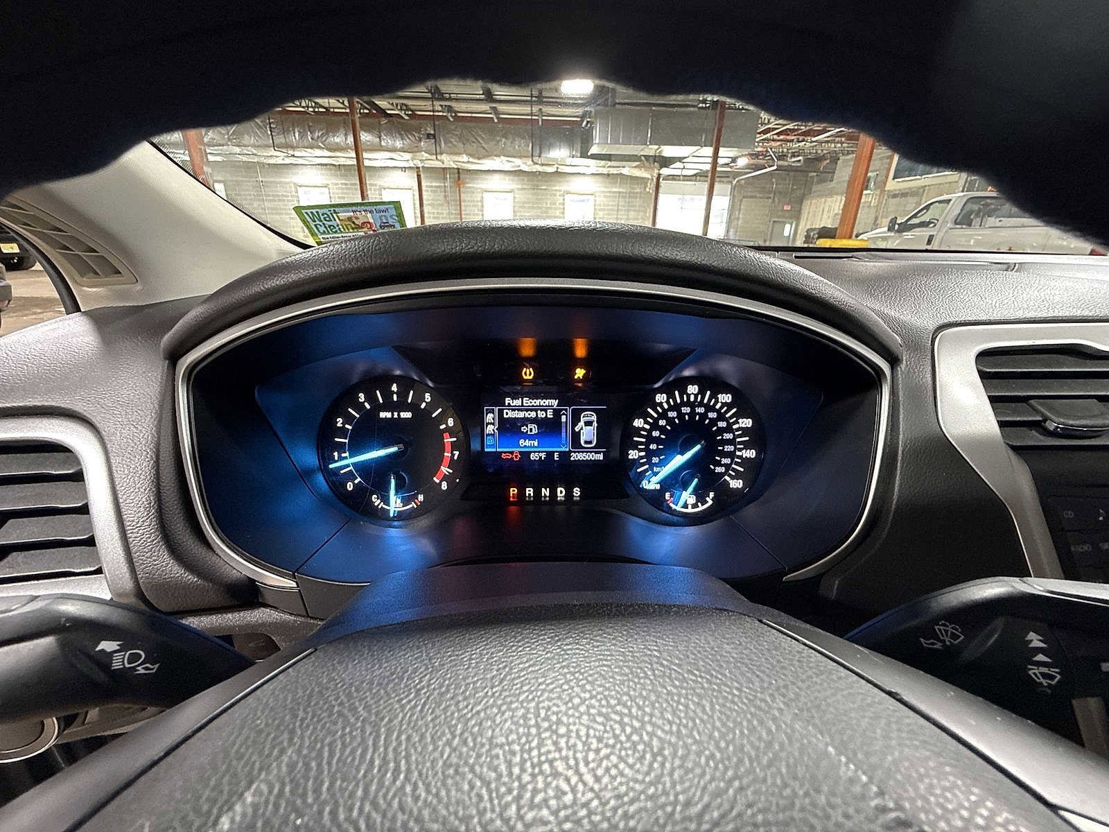 Thumbnail: 2013 Ford Fusion - 30