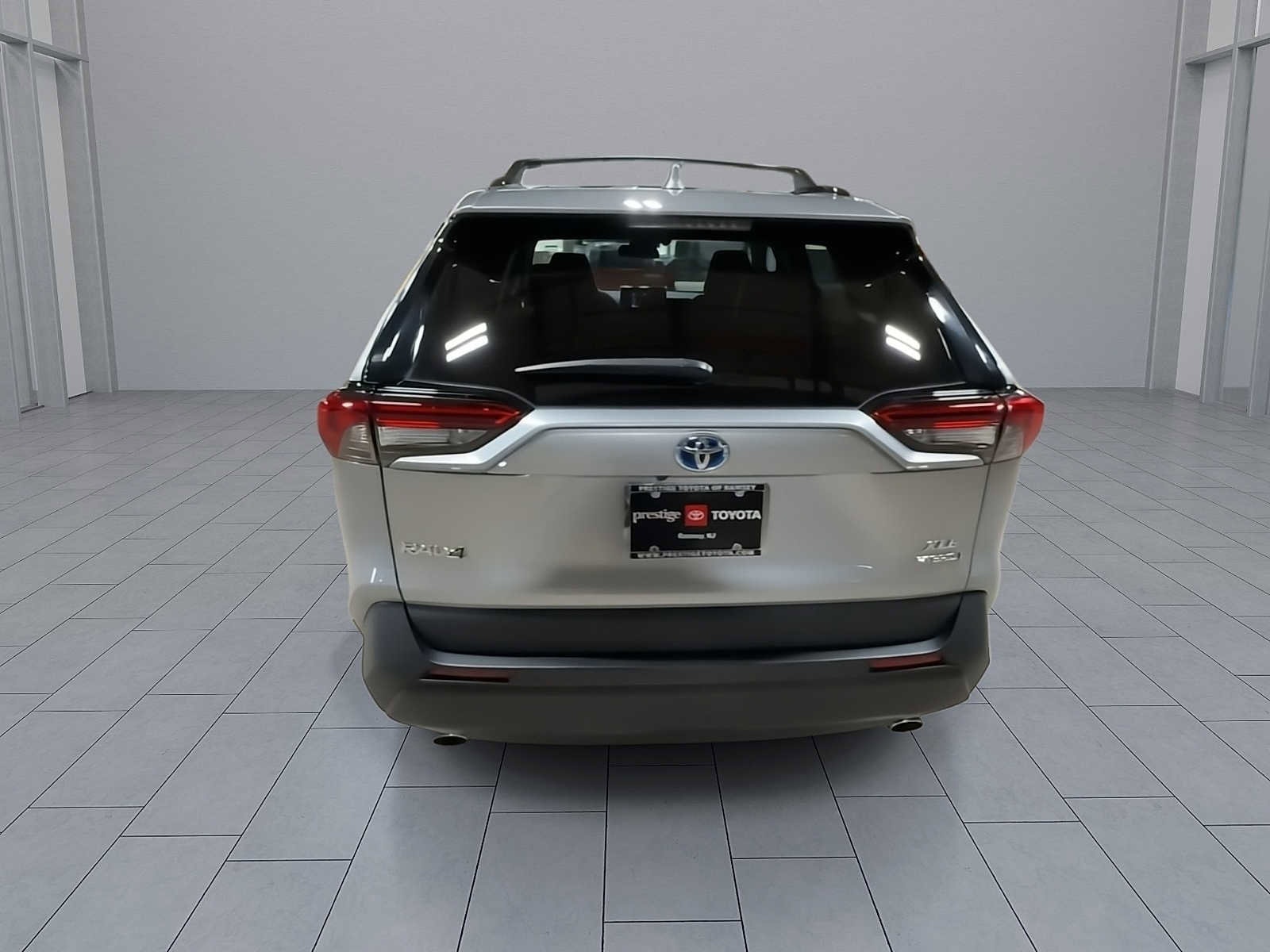 Thumbnail: 2024 Toyota RAV4 - 7