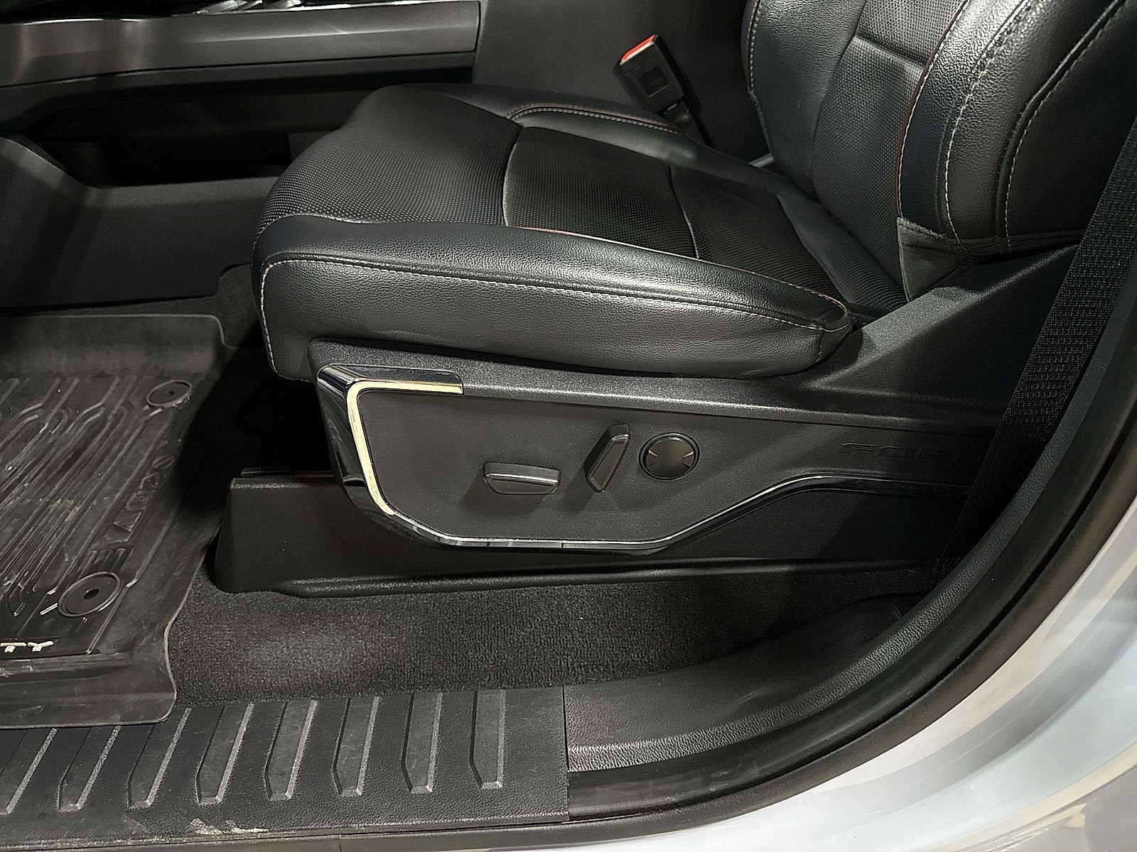 Thumbnail: 2024 Ford F-250 - 24