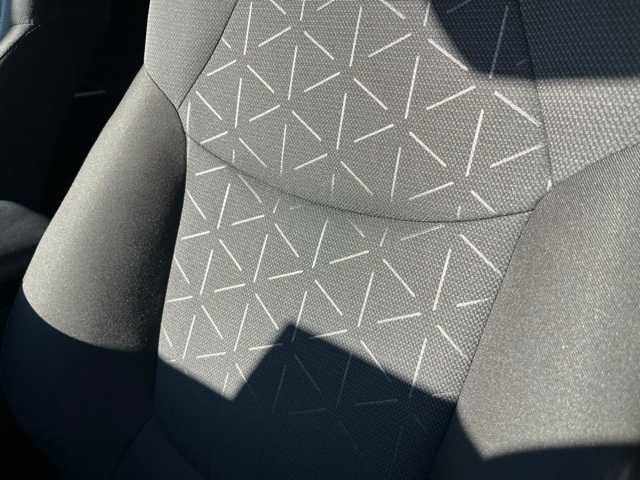 Thumbnail: 2025 Toyota RAV4 - 7