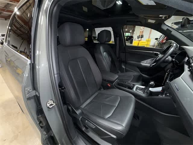 Thumbnail: 2020 Audi Q3 - 16