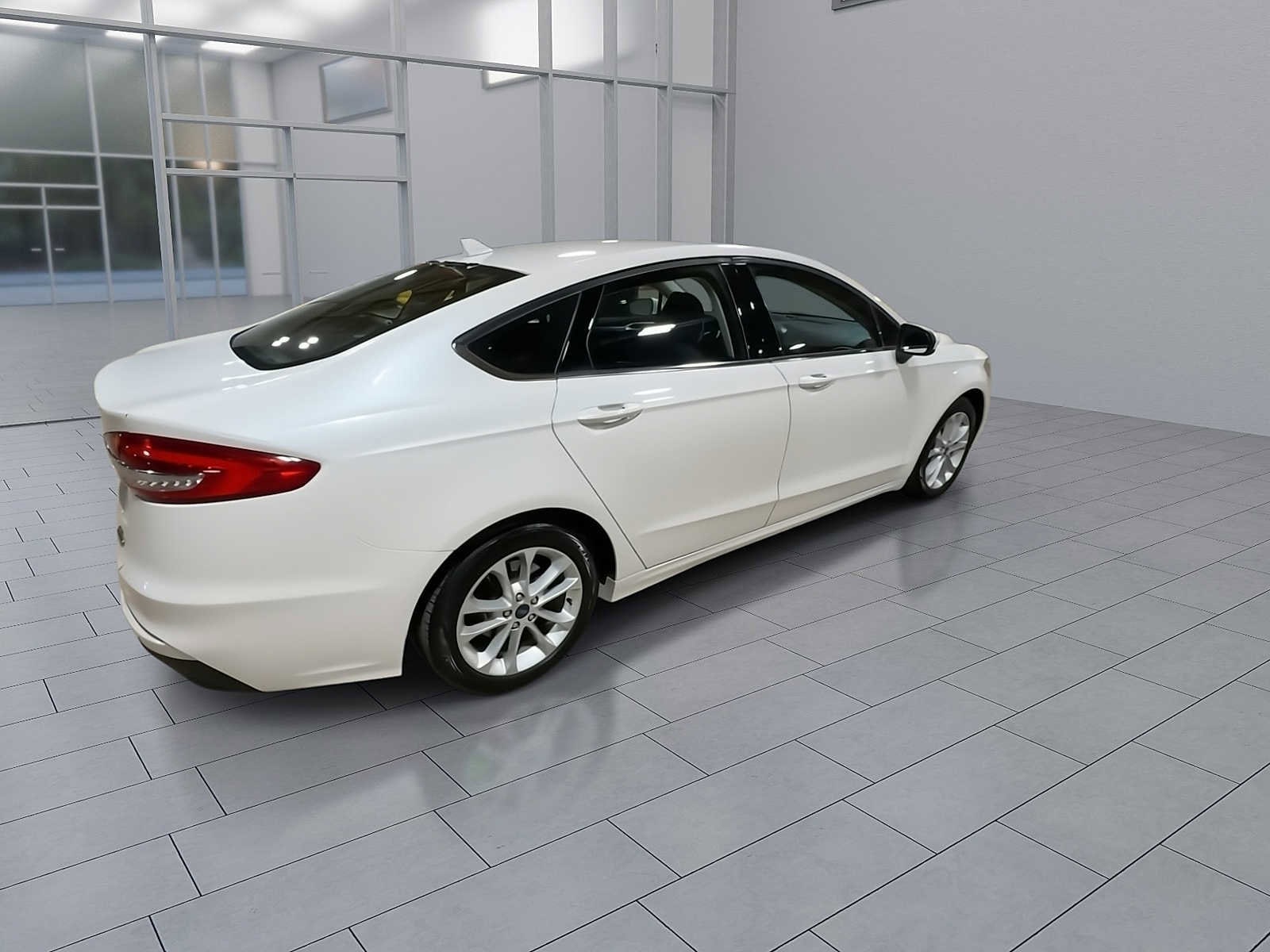 Thumbnail: 2020 Ford Fusion - 8